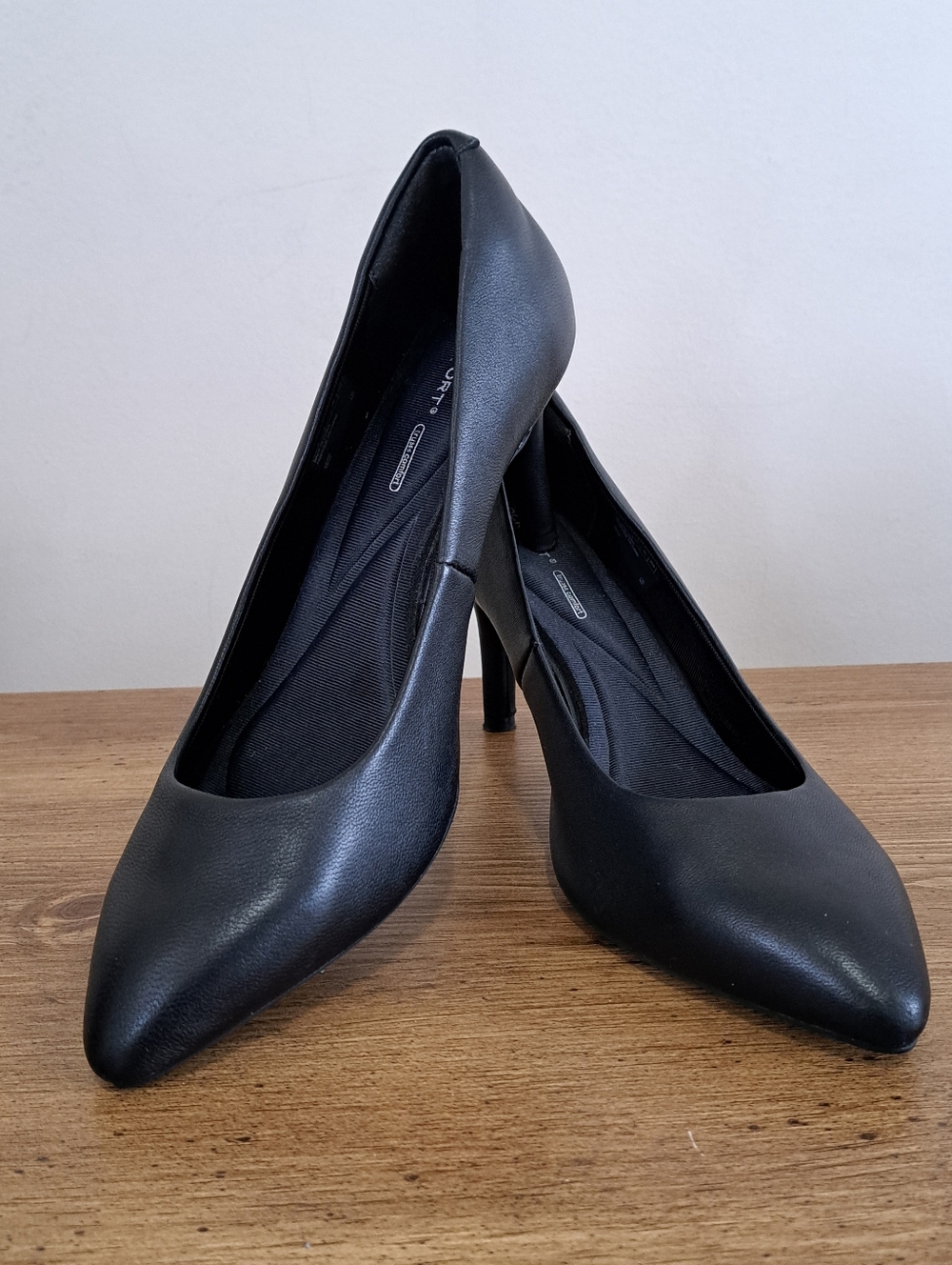 Rockport Black Heels Women's Size 9 Tru365 Comfort Shoe Pointed Toe Leather